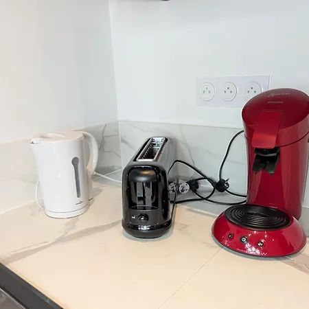 Apartment Le Porchaire - 2ch - Elegant Spacieux Et Calme Au Centre De - Futuroscope A 20 Min Poitiers