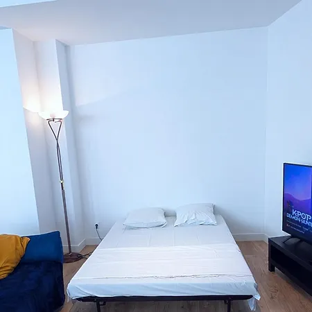 Le Porchaire - 2ch - Elegant Spacieux Et Calme Au Centre De - Futuroscope A 20 Min Poitiers