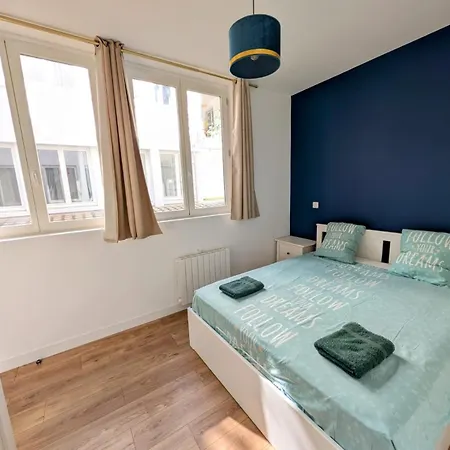 Le Porchaire - 2ch - Elegant Spacieux Et Calme Au Centre De - Futuroscope A 20 Min *