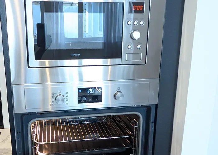 Апартаменты Le Porchaire - 2ch - Elegant Spacieux Et Calme Au Centre De - Futuroscope A 20 Min