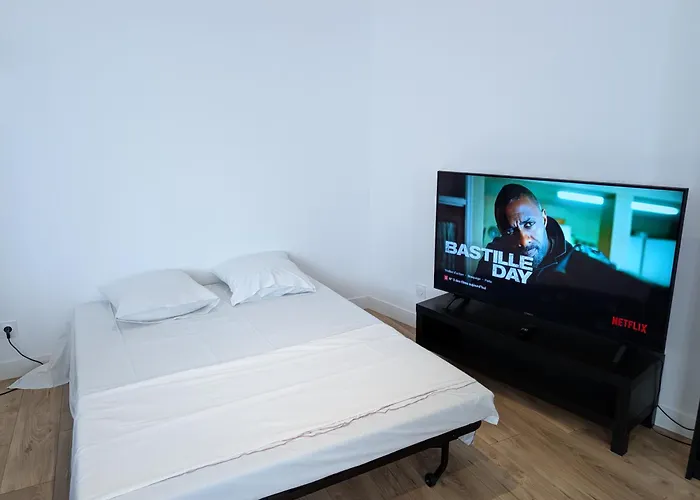 Le Porchaire - 2ch - Elegant Spacieux Et Calme Au Centre De - Futuroscope A 20 Min * Пуатье